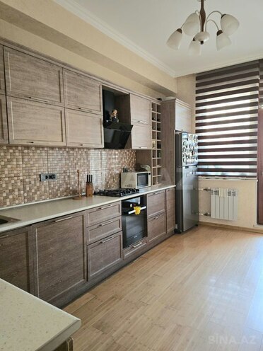 Продаётся 3-комн. новостройка 110 м², м. Кара Караев, photo 17 from 26