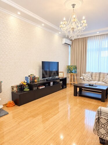Продаётся 3-комн. новостройка 110 м², м. Кара Караев, photo 3 from 26