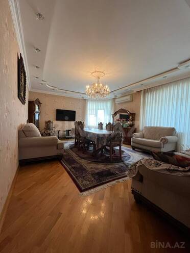 Продаётся 4-комн. новостройка 175 м², Насиминский  р., photo 1 from 22