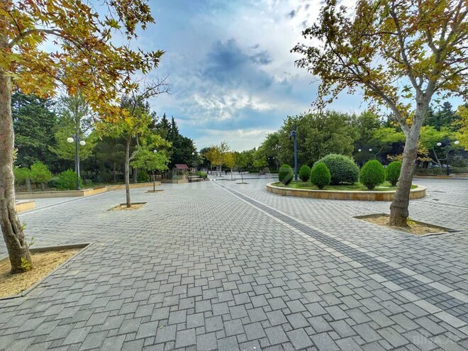 Продаётся 2-комн. вторичка 55 м², м. Нефтчиляр, photo 1 from 7