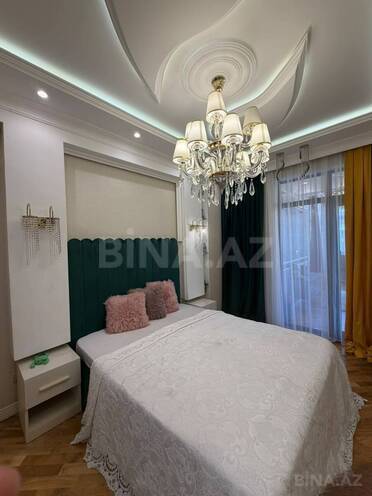 Продаётся 4-комн. новостройка 105 м², м. Кара Караев, photo 9 from 14
