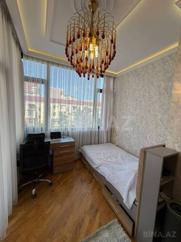 Продаётся 4-комн. новостройка 105 м², м. Кара Караев, photo 13 from 14