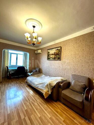 Satılır 2 otaqlı köhnə tikili 65 m², 8 Noyabr m., photo 4 from 22