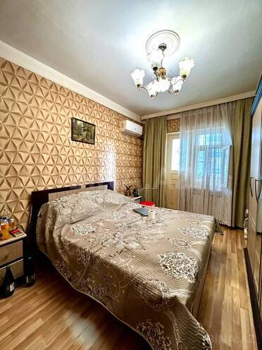 Satılır 2 otaqlı köhnə tikili 65 m², 8 Noyabr m., photo 13 from 22