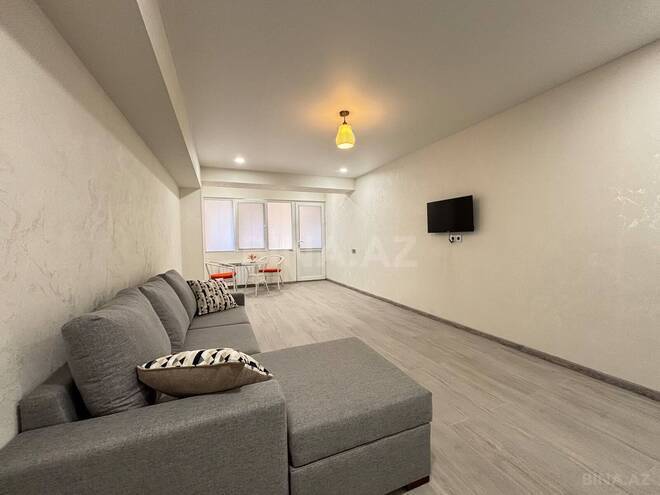 İcarəyə verilir 2 otaqlı köhnə tikili 70 m², Gənclik m., photo 1 from 18