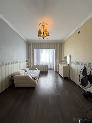 Satılır 3 otaqlı köhnə tikili 85 m², Böyükşor q., photo 3 from 10