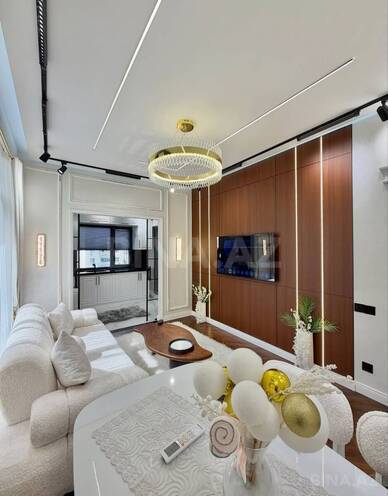 Продаётся 3-комн. новостройка 90 м², м. 28 мая, photo 1 from 12