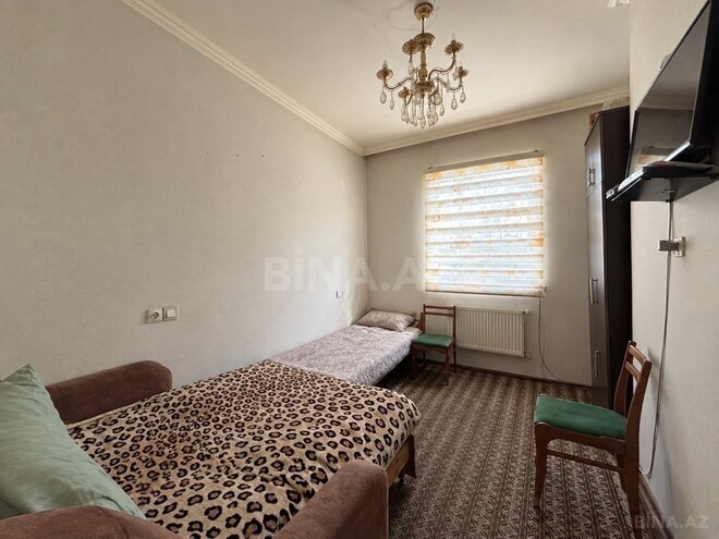 Продаётся 3-комн. вторичка 63 м², м. Низами, photo 5 from 11