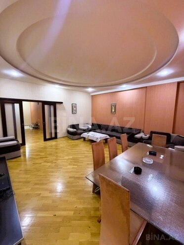 Продаётся 3-комн. новостройка 160 м², Насиминский  р., photo 1 from 14