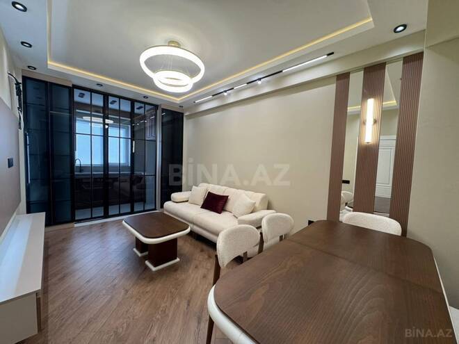 Продается 3-комн. новостройка 82 м², м. Ази Асланов, photo 1 from 12