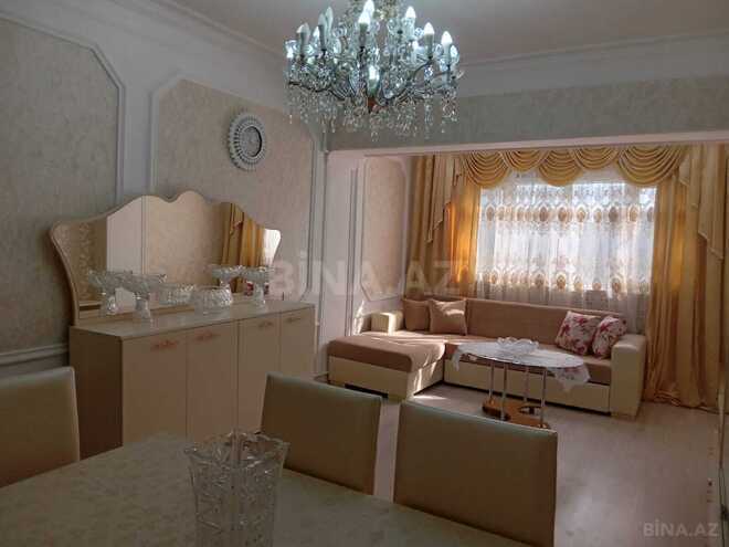 Продаётся 3-комн. вторичка 70 м², м. Азадлыг проспекти, photo 3 from 18
