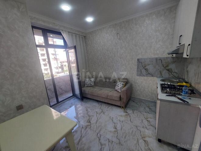 Сдаётся 2-комн. новостройка 50 м², м. Кара Караев, photo 1 from 8