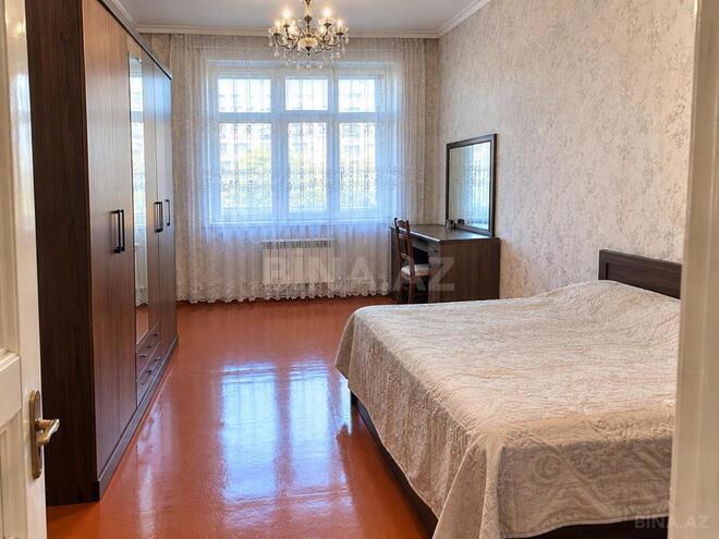 İcarəyə verilir 3 otaqlı köhnə tikili 90 m², Xalqlar Dostluğu m., photo 1 from 9