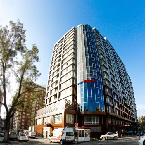İcarəyə verilir 4 otaqlı yeni tikili 190 m², 28 May m., photo 1 from 31