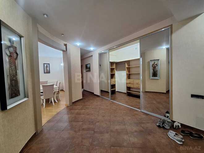 İcarəyə verilir 4 otaqlı yeni tikili 200 m², 28 May m., photo 18 from 25