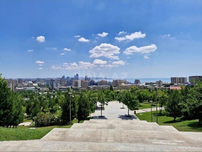 Сдаётся 2-комн. офис 55 м², м. Элмляр Академиясы, photo 1 from 8