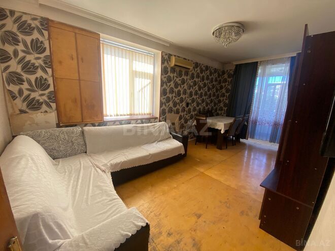 Продается 2-комн. вторичка 50 м², м. Азадлыг проспекти, photo 4 from 13