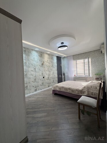 Продается 3-комн. вторичка 80 м², м. Ази Асланов, photo 4 from 17