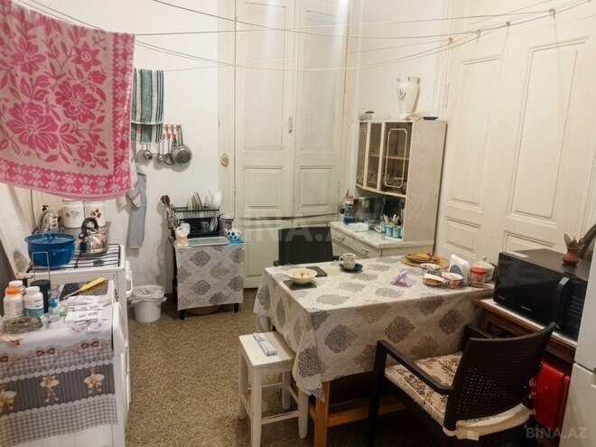 Продаётся 3-комн. вторичка 60 м², м. Низами, photo 5 from 10