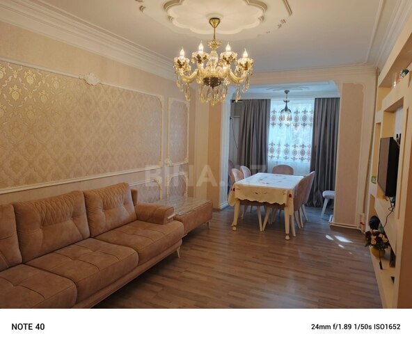 Satılır 4 otaqlı köhnə tikili 100 m², Qaraçuxur q., photo 1 from 16