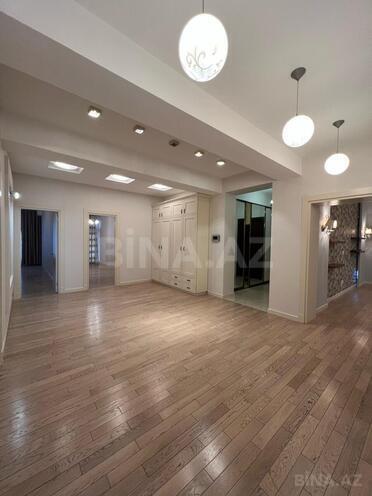 Satılır 4 otaqlı yeni tikili 200 m², İnşaatçılar m., photo 13 from 21