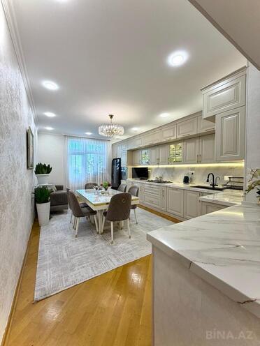 Satılır 4 otaqlı yeni tikili 220 m², Gənclik m., photo 17 from 30