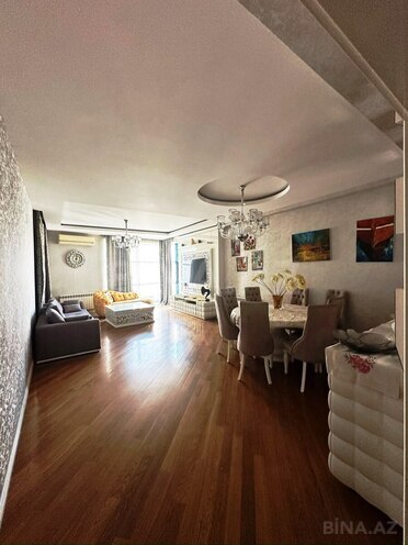 İcarəyə verilir 4 otaqlı yeni tikili 200 m², 28 May m., photo 1 from 20