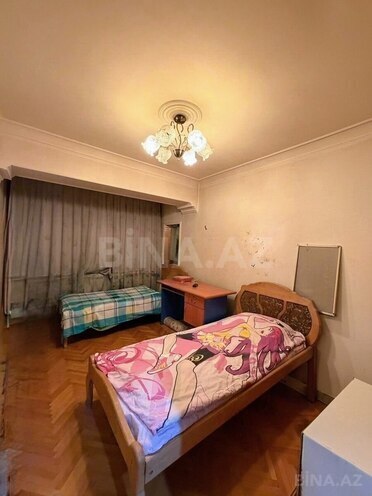 Satılır 4 otaqlı köhnə tikili 110 m², Gənclik m., photo 5 from 10