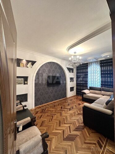 Satılır 4 otaqlı köhnə tikili 100 m², Həzi Aslanov q., photo 1 from 19