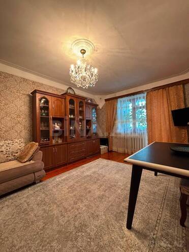 Satılır 2 otaqlı köhnə tikili 70 m², Badamdar q., photo 3 from 14