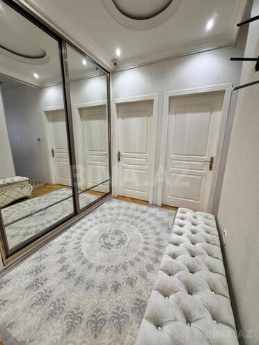 Продаётся 4-комн. вторичка 100 м², м. Халглар Достлугу, photo 1 from 11