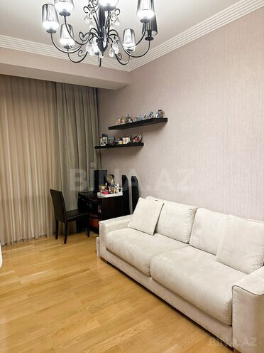 Satılır 4 otaqlı yeni tikili 195 m², 28 May m., photo 8 from 16