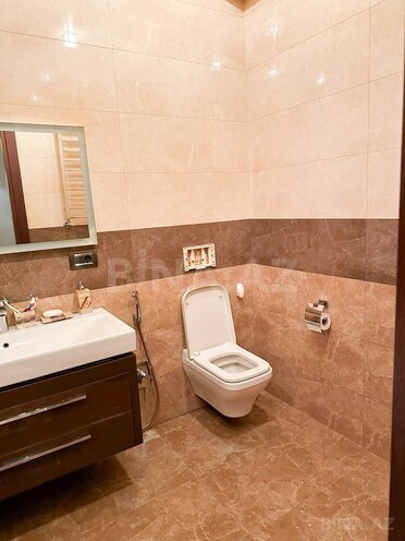 Satılır 4 otaqlı yeni tikili 195 m², 28 May m., photo 11 from 16