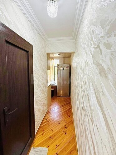 Продается 3-комн. вторичка 70 м², м. Иншаатчылар, photo 10 from 14