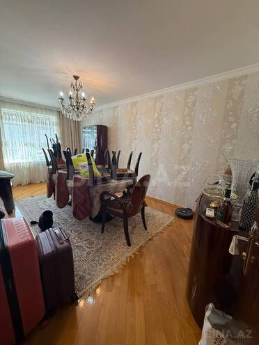 Satılır 4 otaqlı köhnə tikili 100 m², Xalqlar Dostluğu m., photo 10 from 11