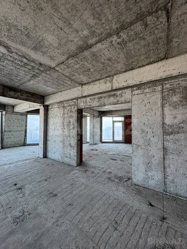 Продаётся 4-комн. новостройка 203 м², м. Низами, photo 12 from 31
