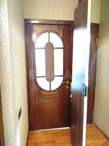 Satılır 2 otaqlı köhnə tikili 40 m², Bakıxanov q., photo 9 from 18
