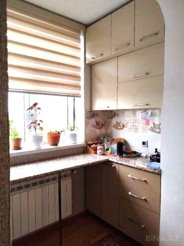 Satılır 2 otaqlı köhnə tikili 40 m², Bakıxanov q., photo 12 from 18