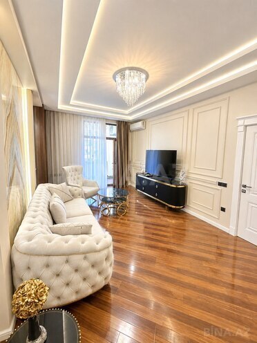 Продаётся 2-комн. новостройка 65 м², м. Гянджлик, photo 1 from 20