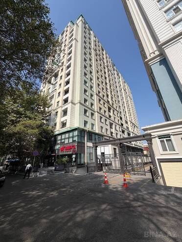 Продаётся 3-комн. новостройка 115 м², Насиминский  р., photo 1 from 10