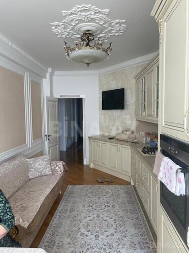 Продаётся 4-комн. новостройка 200 м², м. Элмляр Академиясы, photo 12 from 19