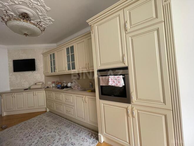 Продаётся 4-комн. новостройка 200 м², м. Элмляр Академиясы, photo 11 from 19