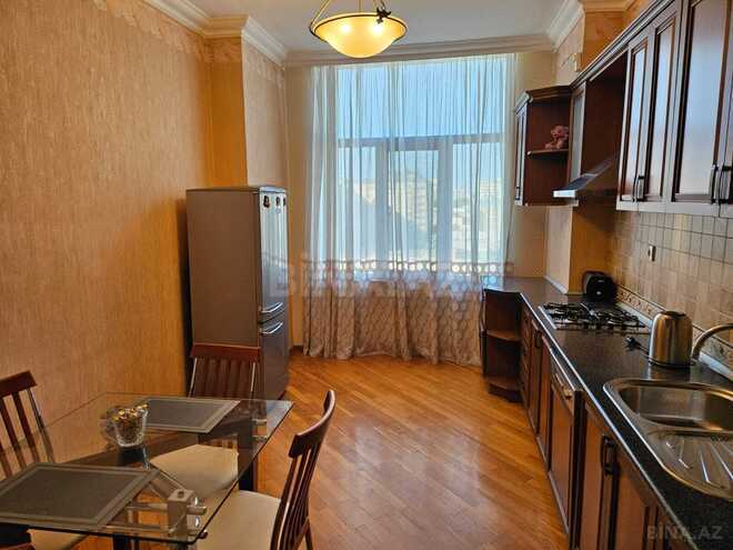 Сдаётся 3-комн. вторичка 150 м², м. Сахил, photo 15 from 16