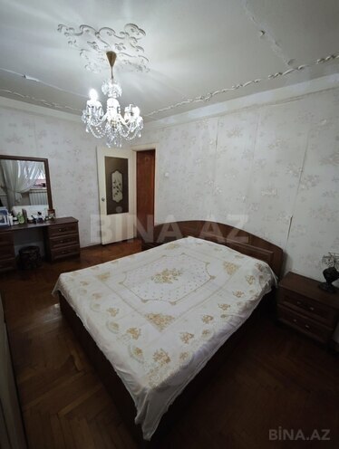 Продаётся 3-комн. вторичка 75 м², м. Нефтчиляр, photo 6 from 16
