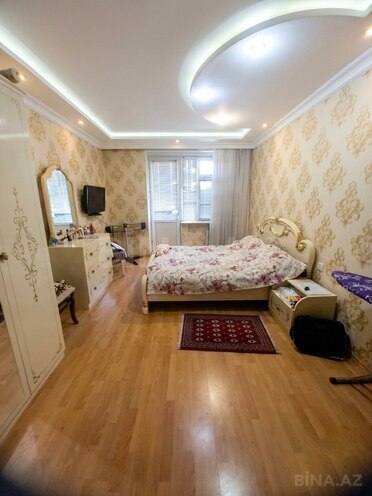 Продаётся 3-комн. вторичка 75 м², Ясамальский р., photo 3 from 8