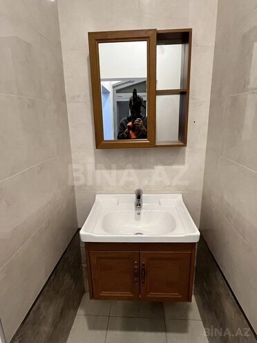 Satılır 4 otaqlı köhnə tikili 110 m², Sahil m., photo 13 from 14