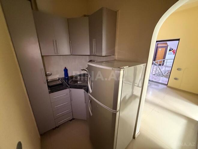 Продаётся 2-комн. офис 42 м², м. Низами, photo 10 from 16