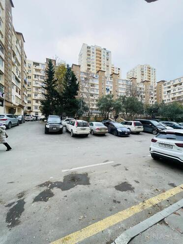 Продаётся 2-комн. вторичка 45 м², м. Иншаатчылар, photo 12 from 15