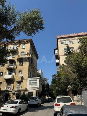 Продаётся 3-комн. вторичка 80 м², м. Низами, photo 5 from 14