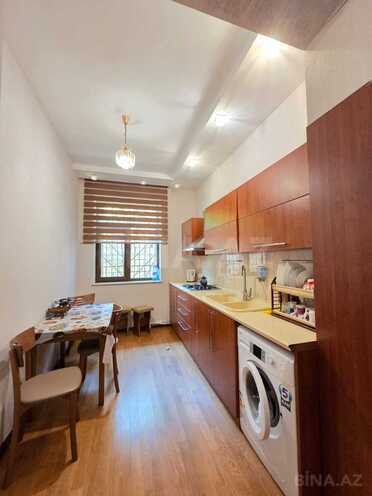 Продается 3-комн. вторичка 90 м², Ясамальский р., photo 6 from 10